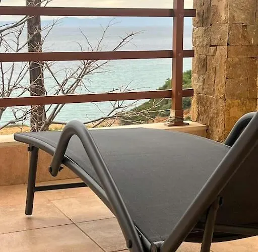 Maisonette With Stunning View Casa de Férias Néa Fókaia